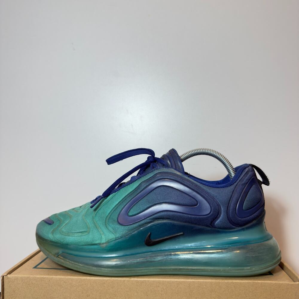 Nike Air Max 720 Womens Size 10.5 Sea Forest Teal Blue Air Bubble Sneakers Shoes